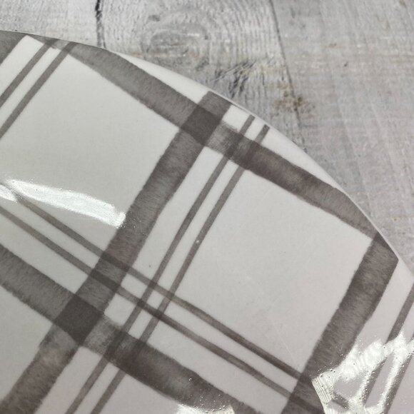 Pier 1 LINEN CHECK Gray Check Plaid Ironstone Round 11" Dinner Plates Set 2 FLAW - Picture 11 of 16